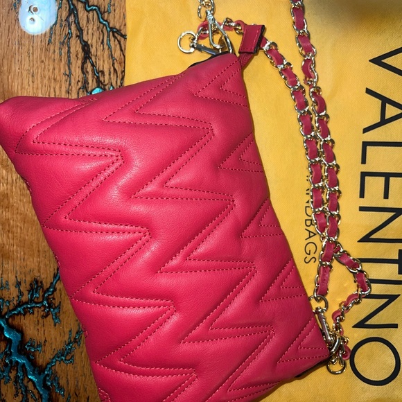Valentino Leather Crossbody Bag Brand New - Picture 4 of 5